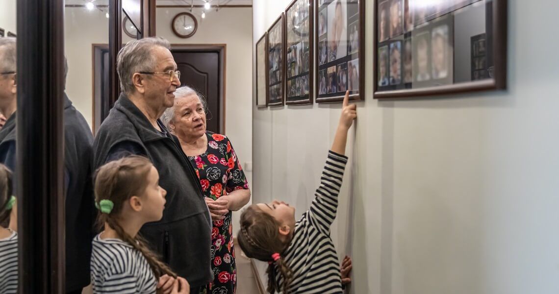 history of palacios at the city by the sea museum-family on museum tour-5