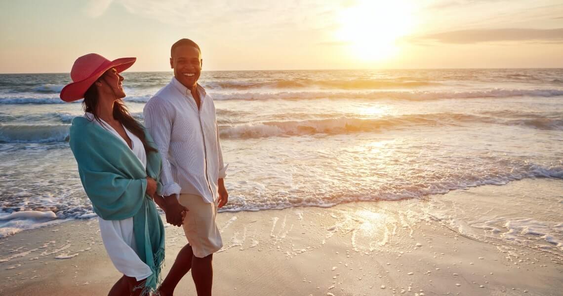 the gulf coast region-couple on beach-3 the gulf coast region-couple on beach-3